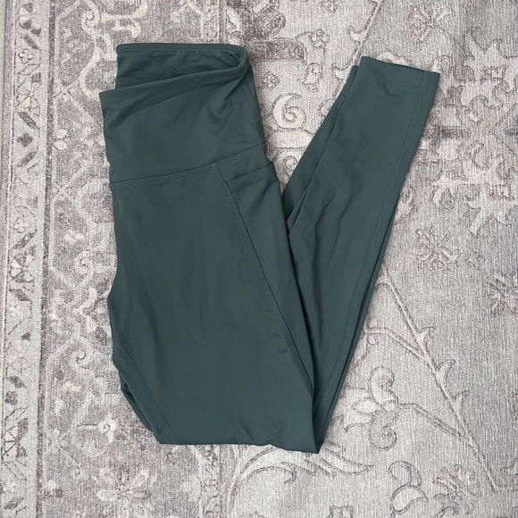 MPG Quinn Vital High-Waisted 26" Side Pocket Legging - Picture 4 of 5